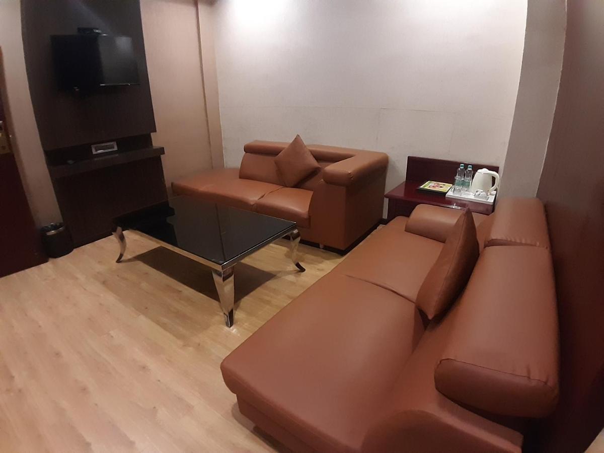 Hotel Palmyra Grand Suite - Tirunelveli Esterno foto