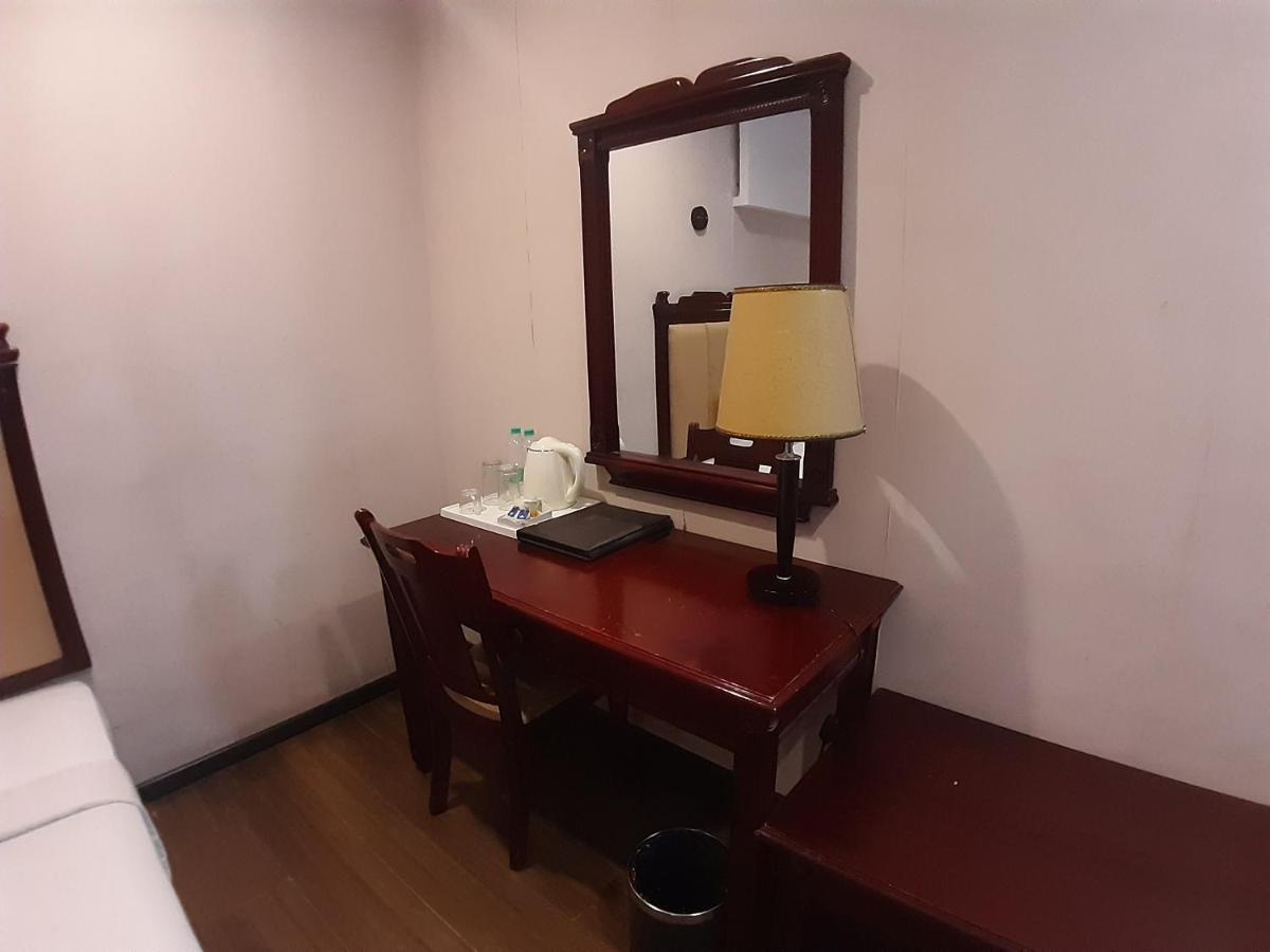 Hotel Palmyra Grand Suite - Tirunelveli Esterno foto