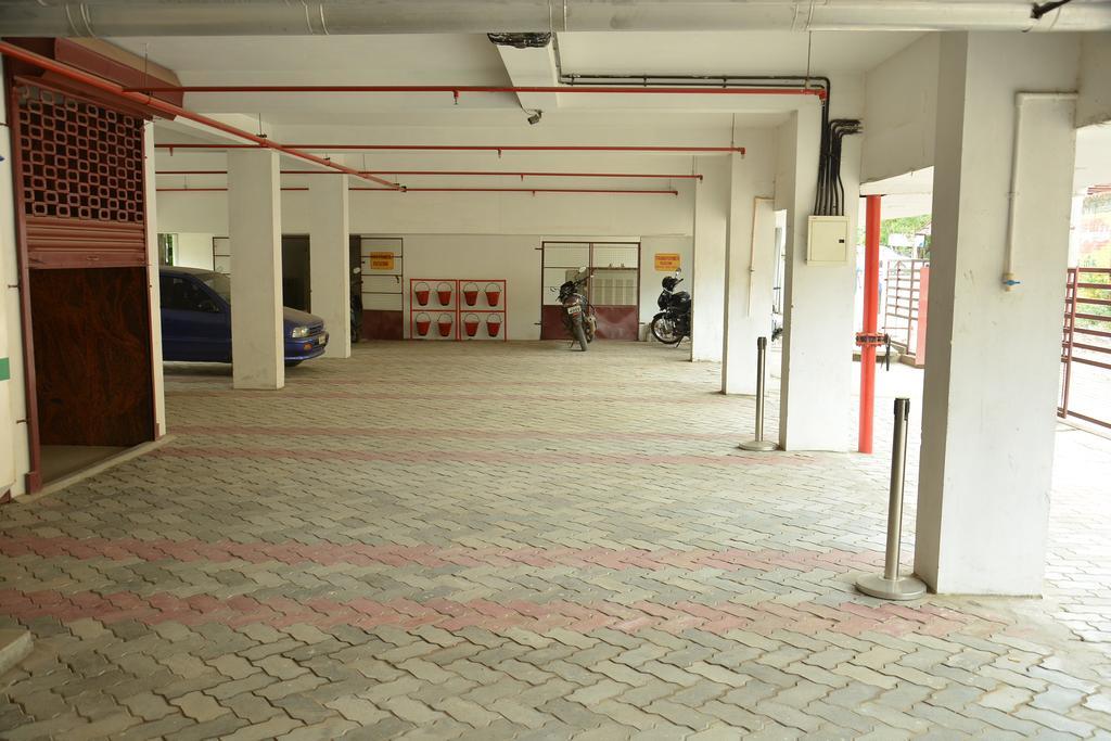 Hotel Palmyra Grand Suite - Tirunelveli Esterno foto